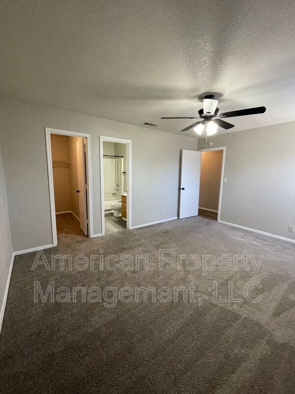 Building Photo - 4406 S 133rd E Ave