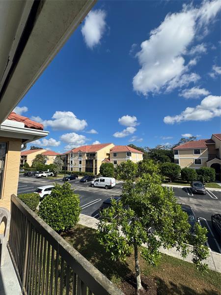 Building Photo - 5681 Riverside Dr