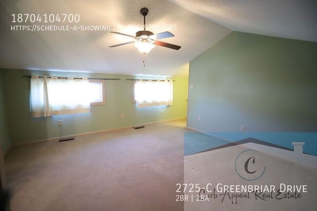 Building Photo - 2725 Greenbriar Dr
