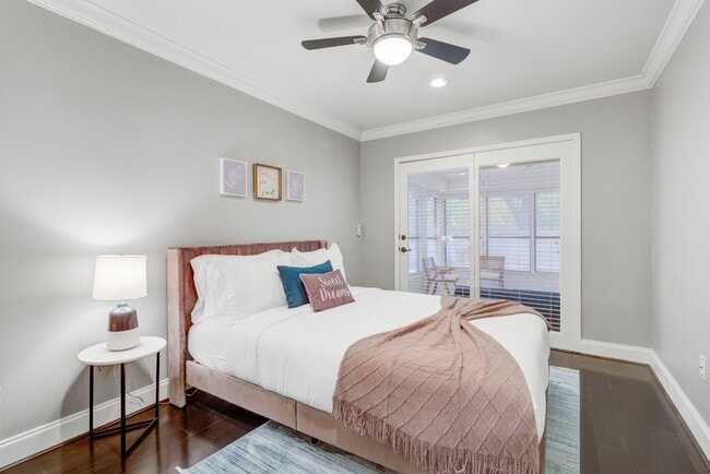 Building Photo - 9667 Timberleaf Dr