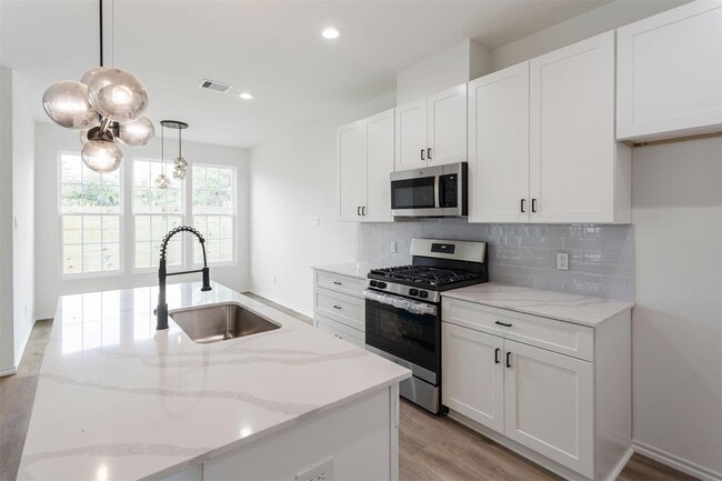 Building Photo - 1273 Oakmont Bnd Dr