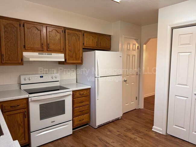 Building Photo - 5036 Willoway Dr