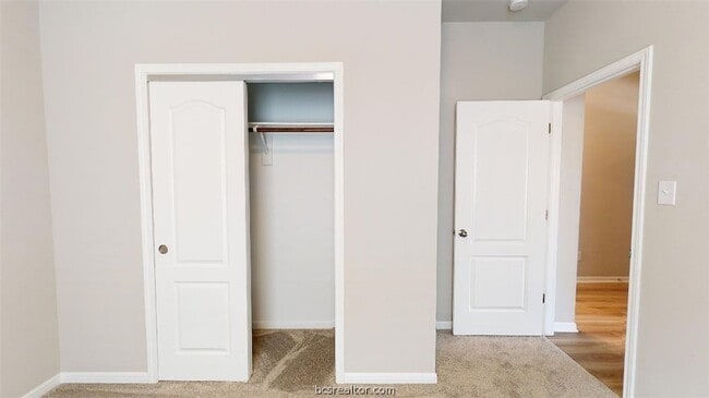 Building Photo - 6335 Spartan Dr