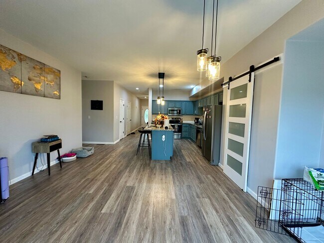 Building Photo - 301 Carmel Valley Way