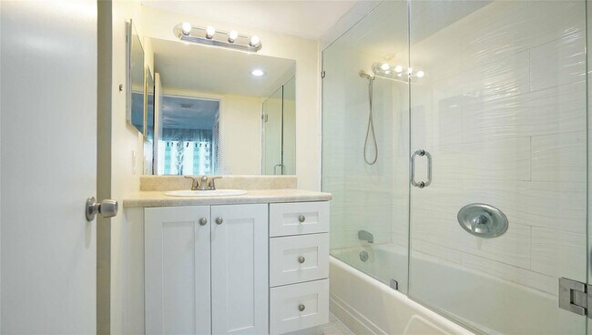 Building Photo - 4100 Galt Ocean Dr