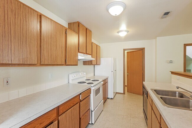 Building Photo - 6805 Jericho Ln SW