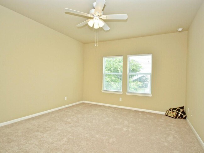 Building Photo - 1413 Short Horn Cove