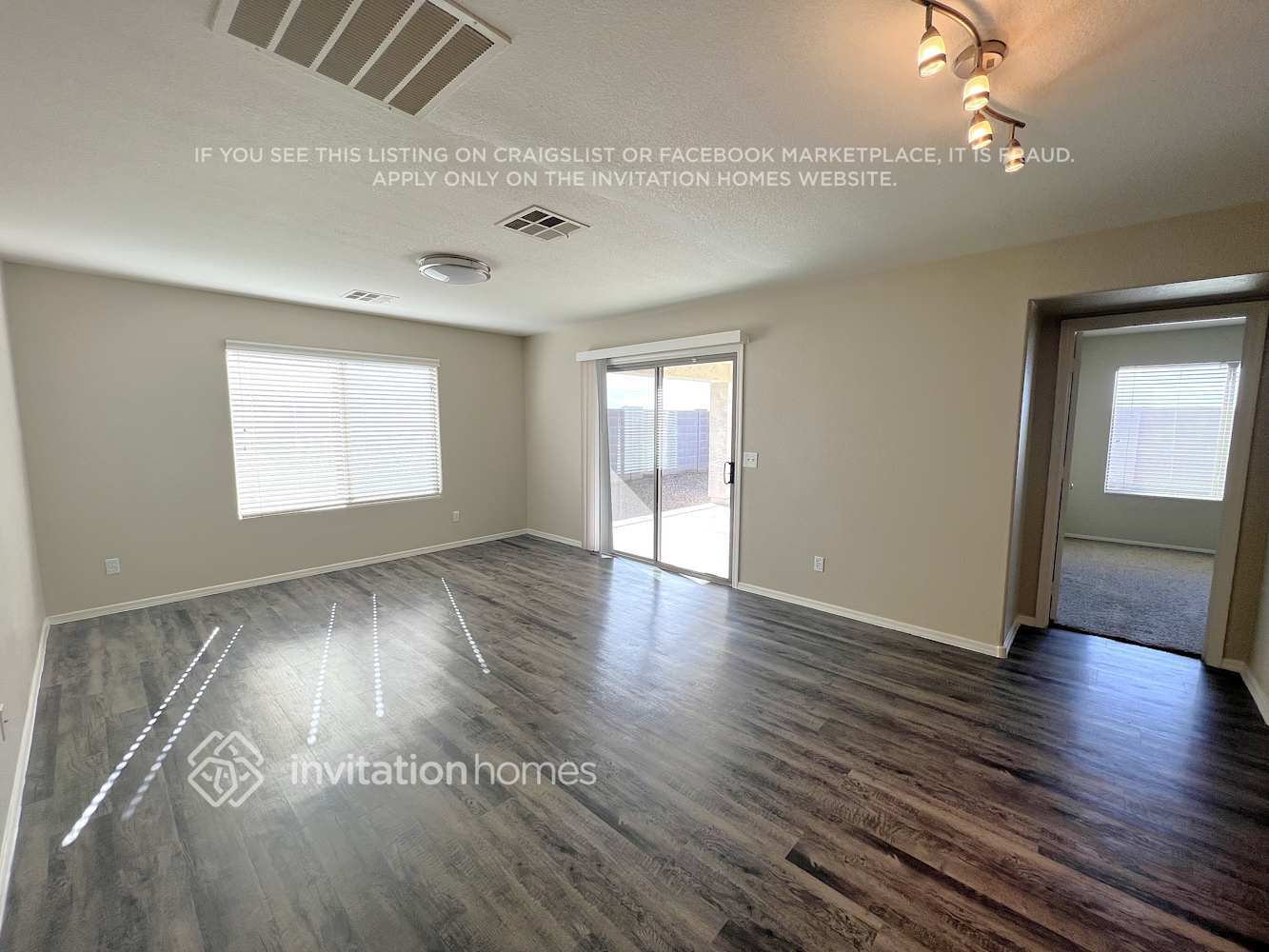 Building Photo - 19464 N Smith Dr