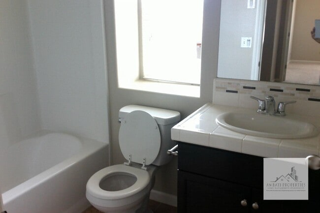 Building Photo - 3539 Luminary Way