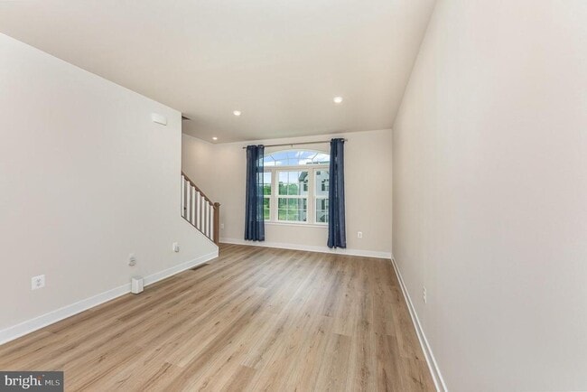 Building Photo - 1210 Rampart Dr