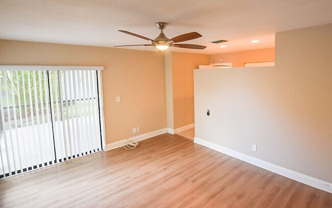 Building Photo - 1905 NW 9th St