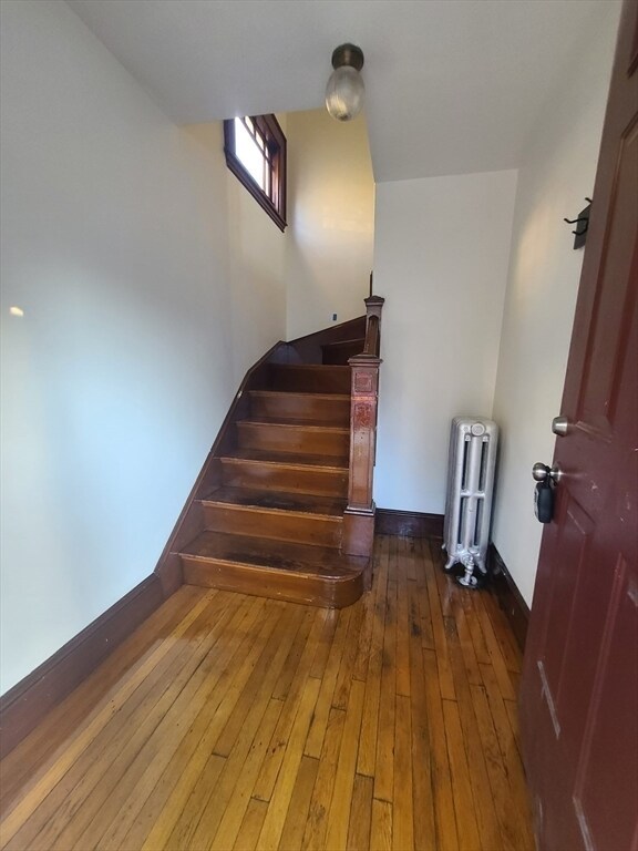 Building Photo - 26 Tip Top St