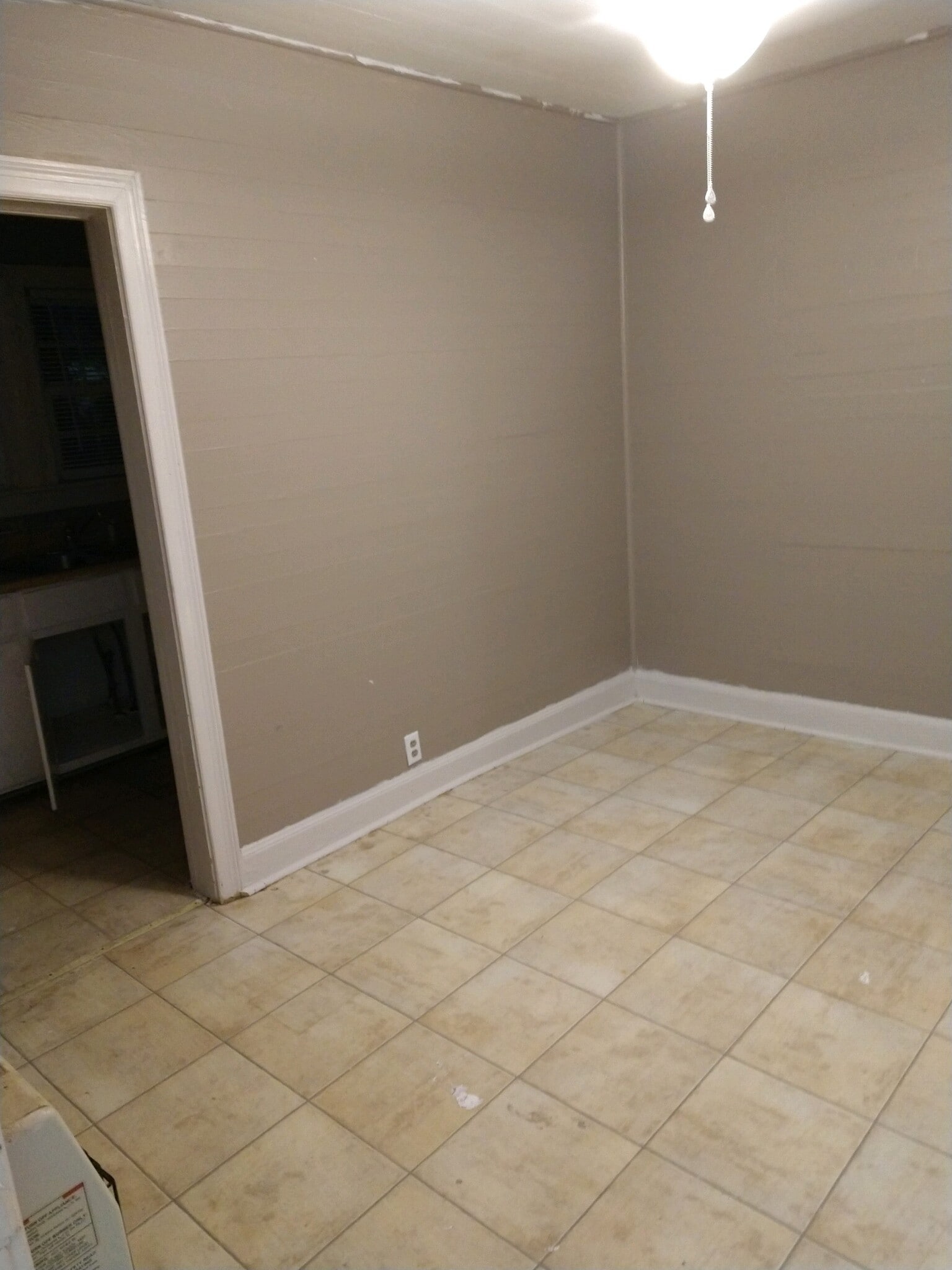 Dining room - 109 Tuggle St
