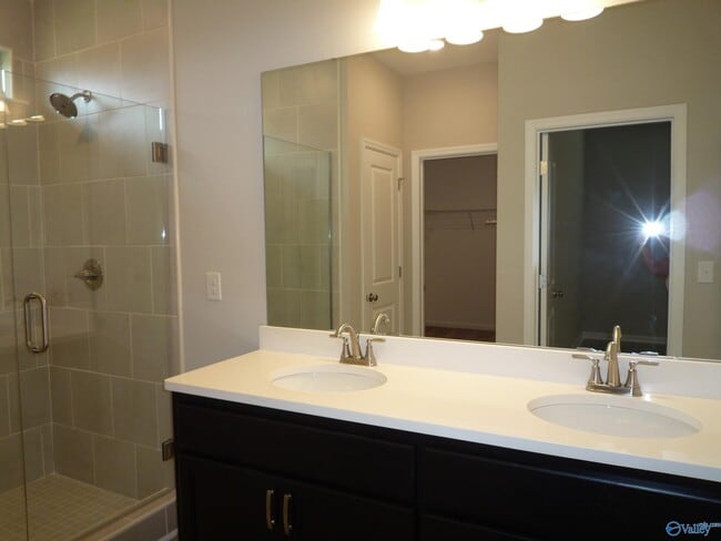 Building Photo - 12541 Buck Rd