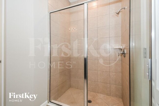 Building Photo - 5592 Kellar Cir