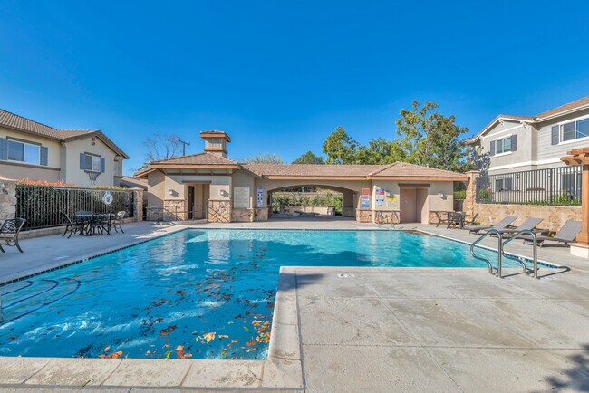 Building Photo - 2641 Night Jasmine Dr