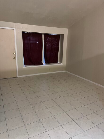 Building Photo - 11631 James Watt Dr