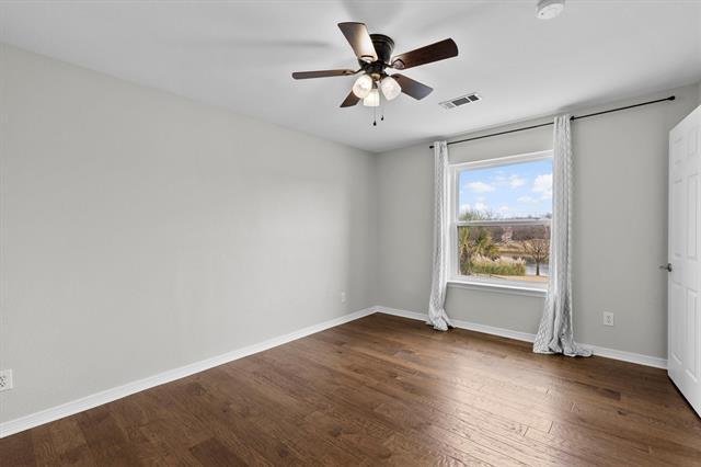 Building Photo - 706 Dover Pl