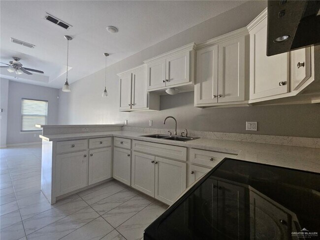 Building Photo - 15 Texas S Blvd