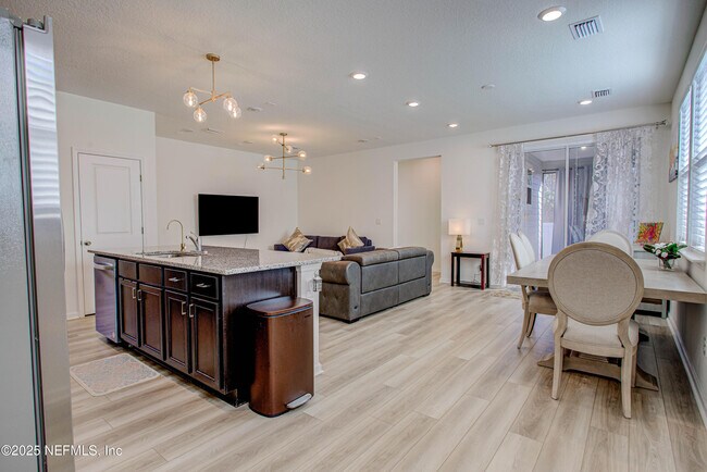 Building Photo - 168 Rambling Brk Trl