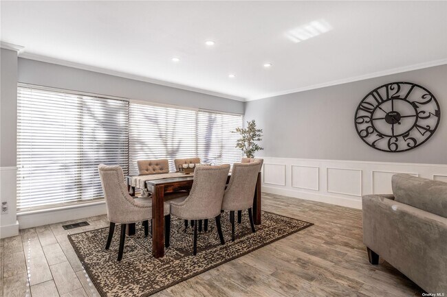 Building Photo - 6 Squirrel Hill