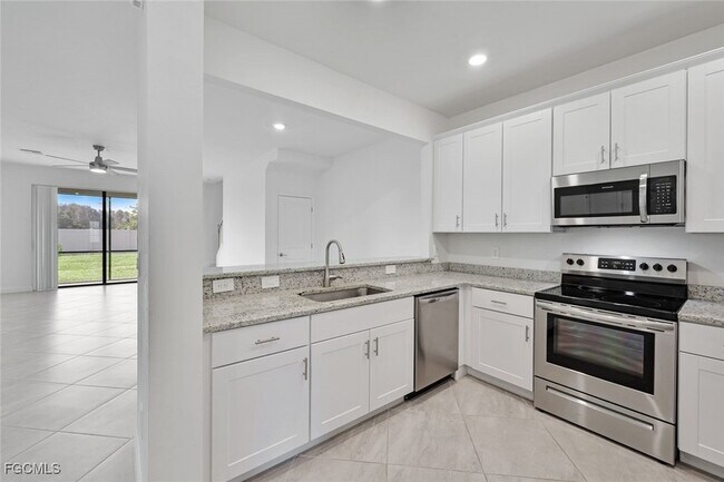 Building Photo - 14223 Pine Lodge Ln