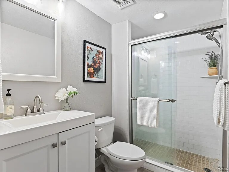 Building Photo - 9156 E Stanford Pl