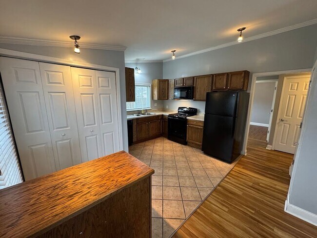 Building Photo - 3 bedroom Ferndale ranch