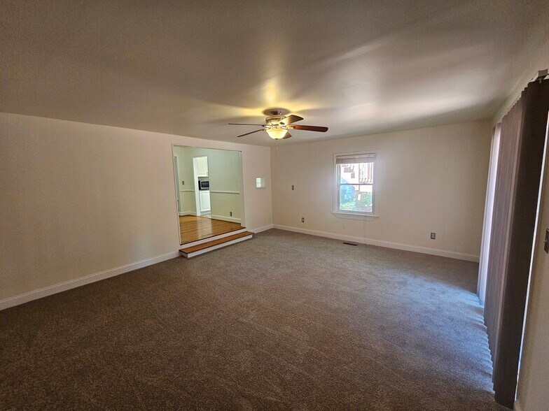 Family Room - 210 Granby Park