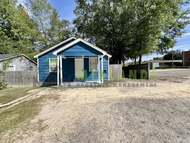 Primary Photo - 2304 Ervin St
