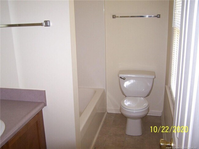 Building Photo - 6316 Chagrin Rd