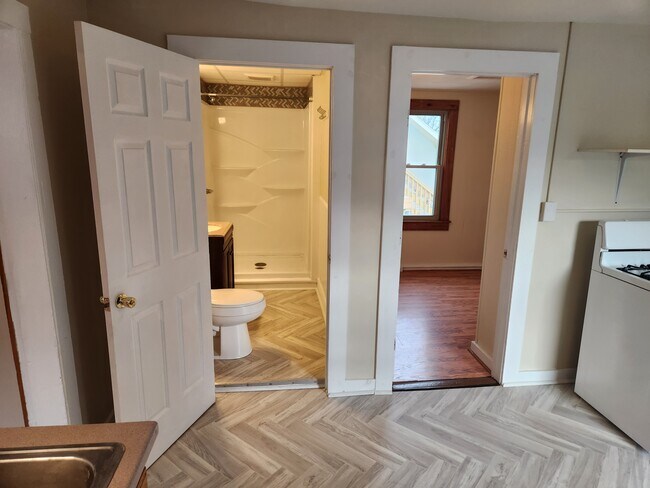 Bathroom - 204 N Champlain St