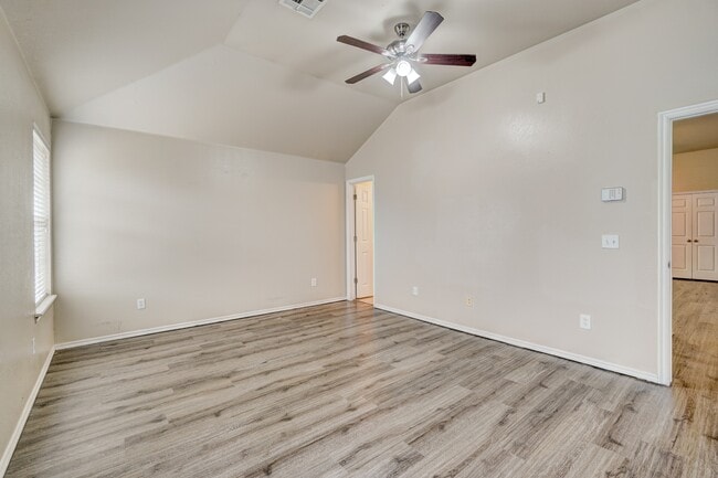 Building Photo - 12324 SW 5th St