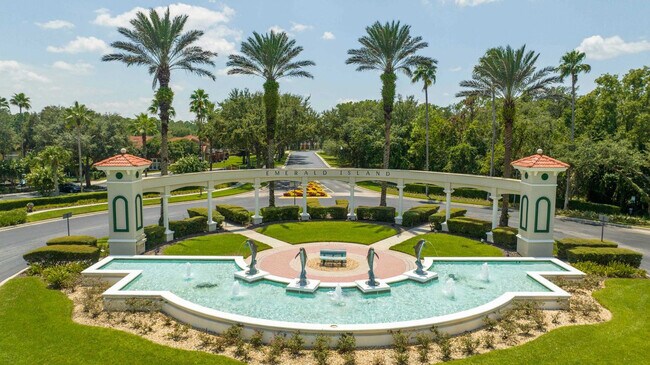 Building Photo - 8543 La Isla Dr