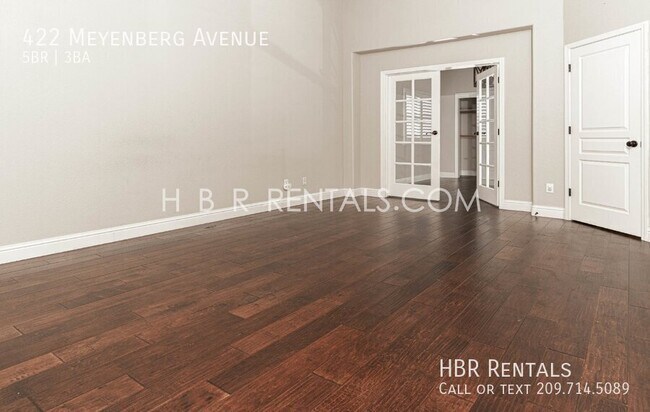 Building Photo - 422 Meyenberg Ave