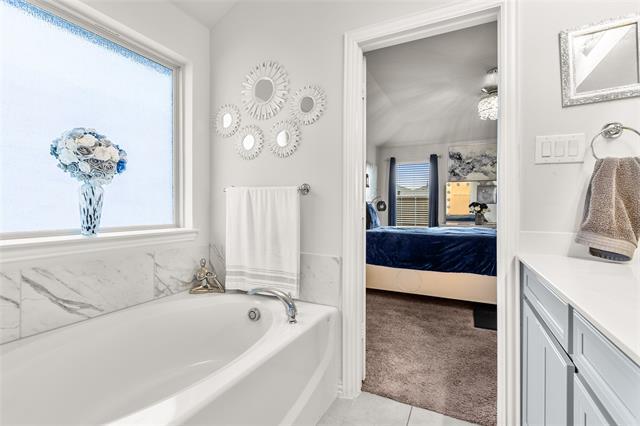 Building Photo - 2407 Wildhaven Rd