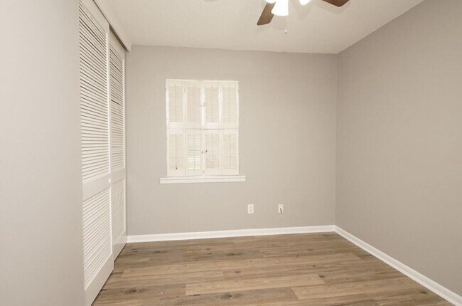 Building Photo - 315 Sudduth Cir NE