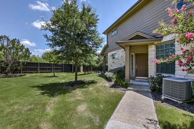 Building Photo - 3101 Davis Ln