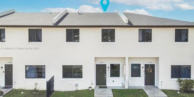 Primary Photo - PRINCETONIAN TOWNHOMES