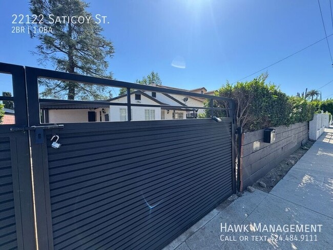 Building Photo - 22122 Saticoy St