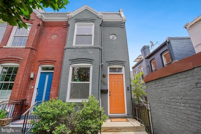 Building Photo - 3207 Sherman Ave NW
