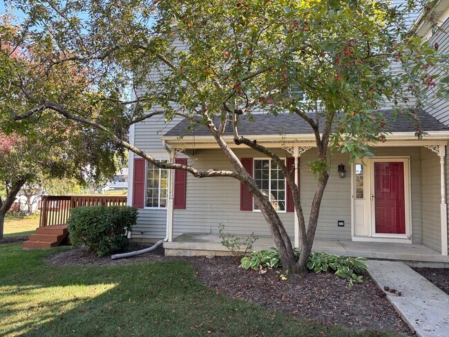 Building Photo - 162 Village Creek Dr