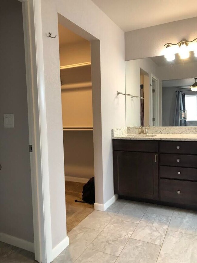 Building Photo - Charming 4 Bd, 2 Ba, Ranch Home in D-12 School District, close to Downtown, Trails and Ft. Carson