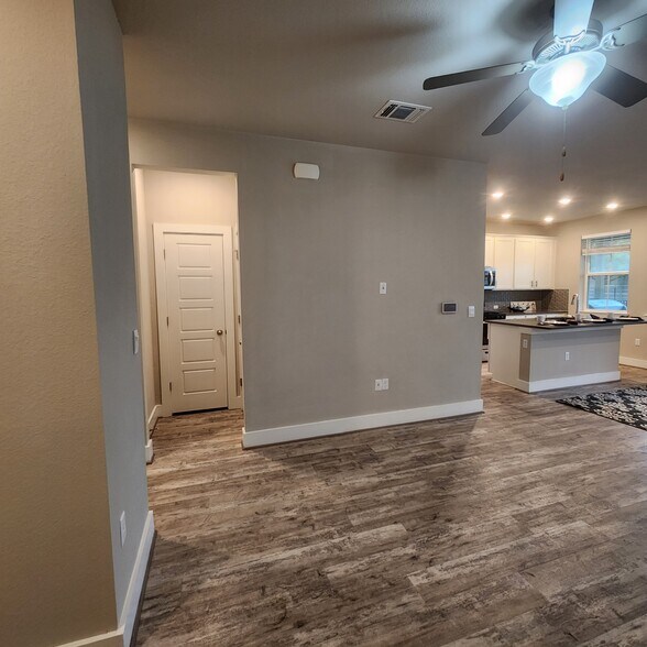 Building Photo - 7506 Burnham Pl