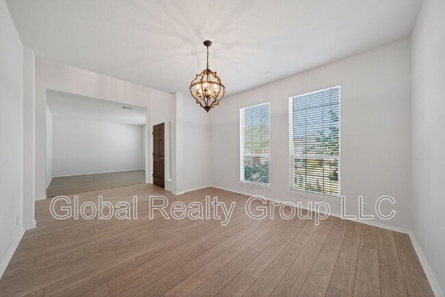 Building Photo - 510 Wildberry Ct