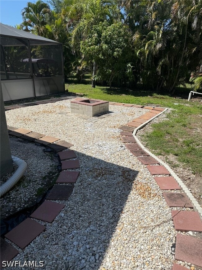 Building Photo - 1325 SW 28th St