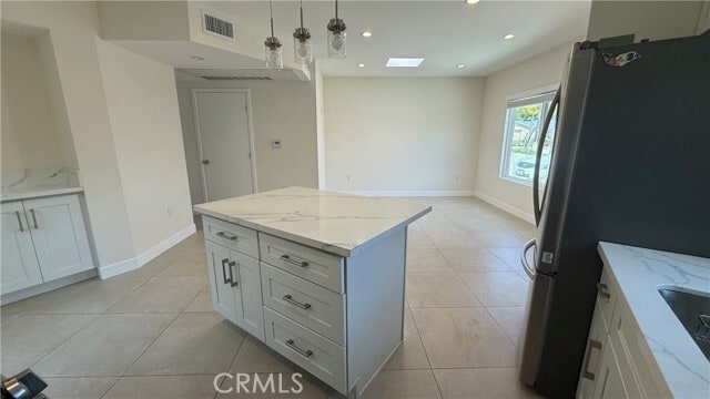 Building Photo - 9353 Crystal View Dr