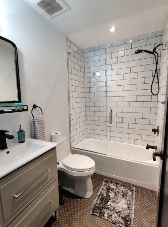 Building Photo - 1417 N Hope St