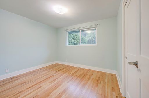 Building Photo - Beautiful 4 Bedroom Home in Matthews Beach AVAILABLE NOW!