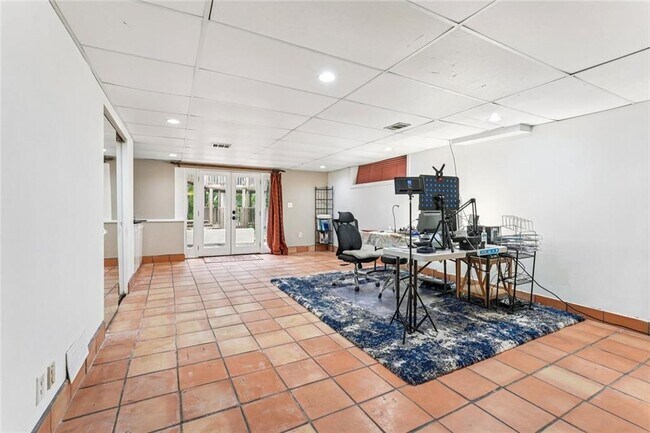 Building Photo - 511 Pine Valley Rd SE